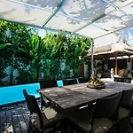 Villa De Siam
